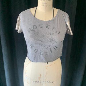 “Rockin and rollin” top
